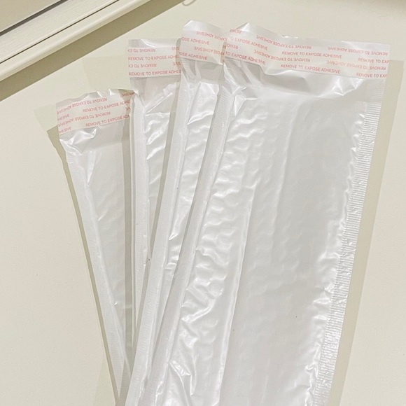 22 PCS Waterproof Poly Bubble Mailer-Pearl White - Picture 7 of 7